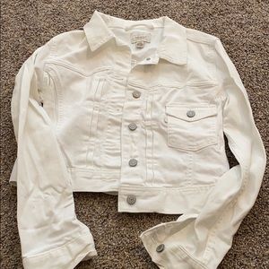 Levi’s Women’s White Jean Jacket (M)